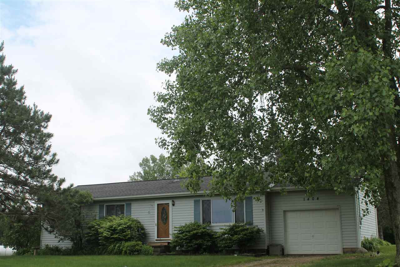 1404 East Blanchard Road Shepherd, MI 48883 - Photo 1 of 25 1794237.JPG