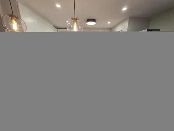 $2,500 | 14011 North 38th Place, Phoenix, AZ 85032