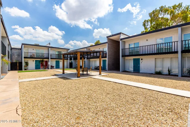 $1,395 | 1804 West Tuckey Lane, Unit 4, Phoenix, AZ 85015