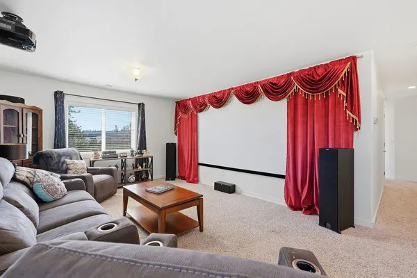 $685,000 | 9513 Floyd Drive, Cheney, WA 99004