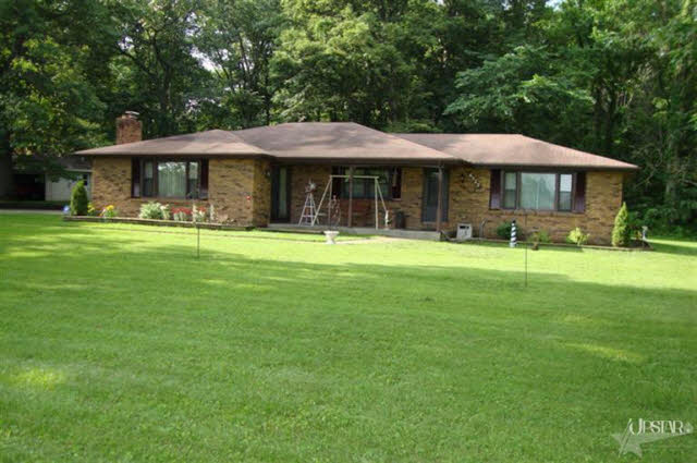 6029 West Wallen Road Fort Wayne, IN 46818 - Photo 1 of 29