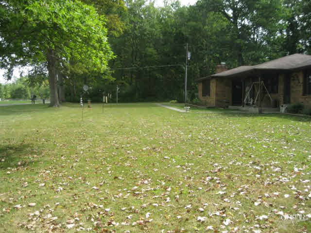 6029 West Wallen Road Fort Wayne, IN 46818 - Photo 9 of 29