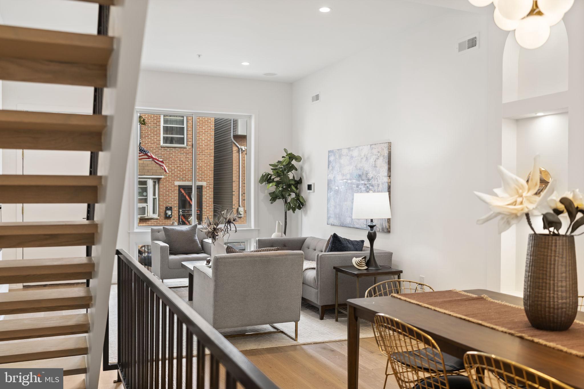 503 Winton Street Philadelphia, PA 19148 - Photo 3 of 65 a living room with furniture