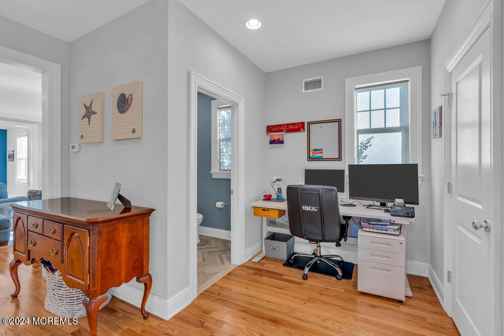 300 Salem Avenue Spring Lake, NJ 07762 - Photo 24 of 52 a workspace with furniture and window