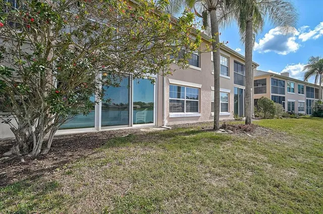 $249,000 | 4215 Caddie Drive East, Unit 102, Bradenton, FL 34203