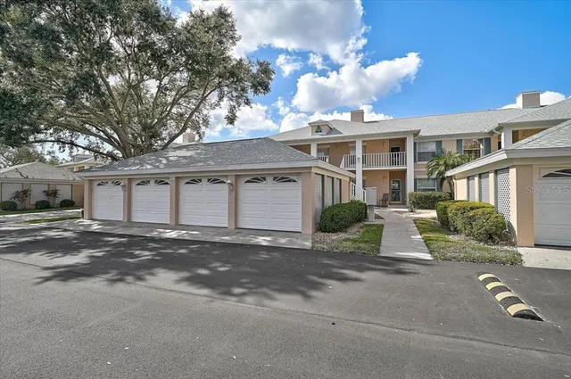 $249,000 | 4215 Caddie Drive East, Unit 102, Bradenton, FL 34203