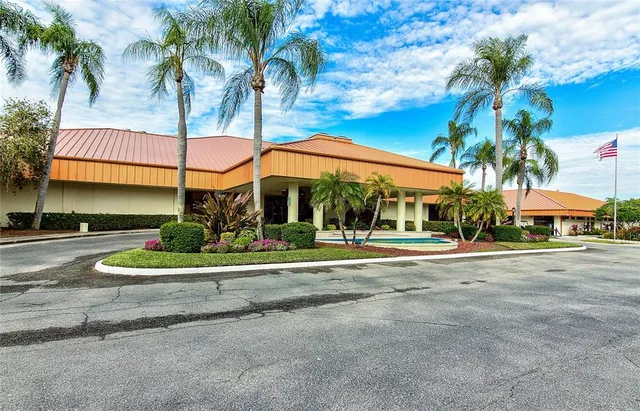 $249,000 | 4215 Caddie Drive East, Unit 102, Bradenton, FL 34203