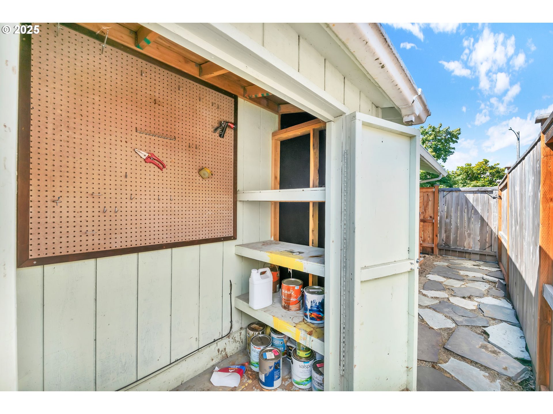 6781 F Street Springfield, OR 97478 - Photo 45 of 48