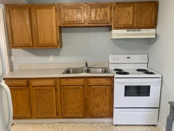 $900 | 132 East Winchester Street, Unit 2, Gallatin, TN 37066