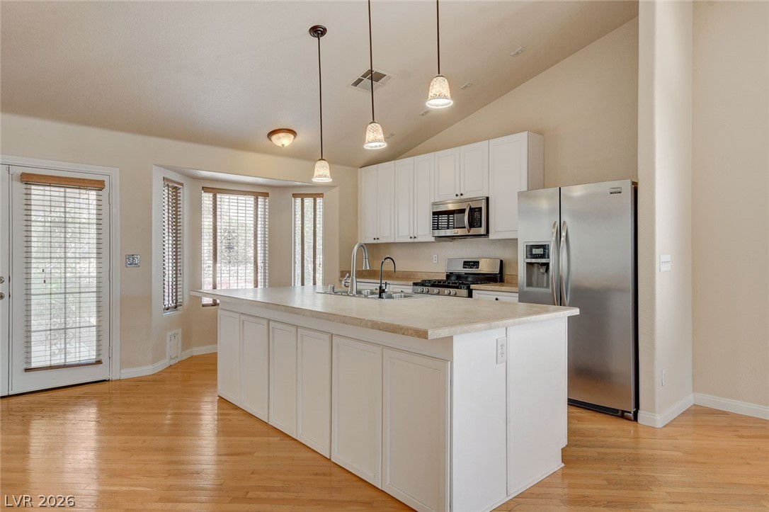 843 Rusty Anchor Way Henderson, NV 89002 - Photo 3 of 31