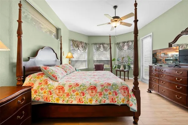 $970,000 | 11200 Woodland Waters Boulevard, Weeki Wachee, FL 34613