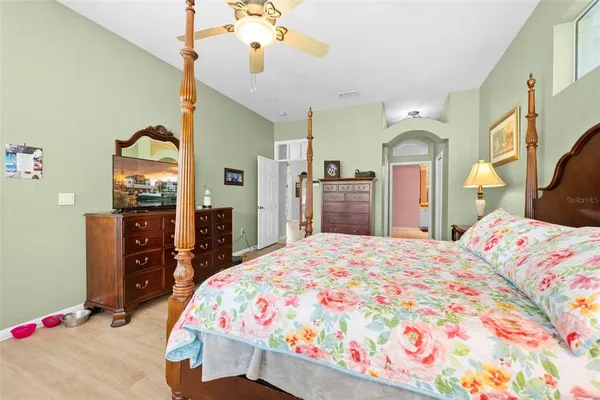 $970,000 | 11200 Woodland Waters Boulevard, Weeki Wachee, FL 34613