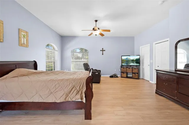 $970,000 | 11200 Woodland Waters Boulevard, Weeki Wachee, FL 34613