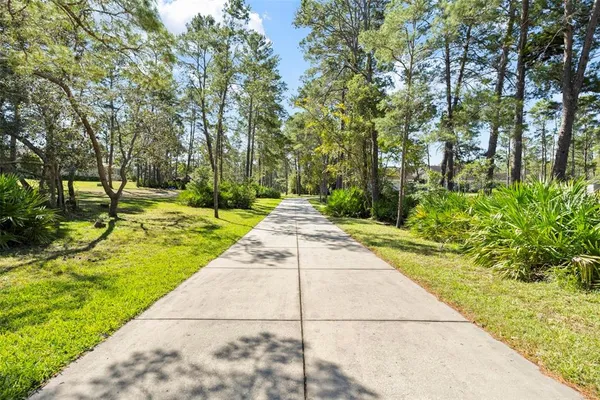 $970,000 | 11200 Woodland Waters Boulevard, Weeki Wachee, FL 34613