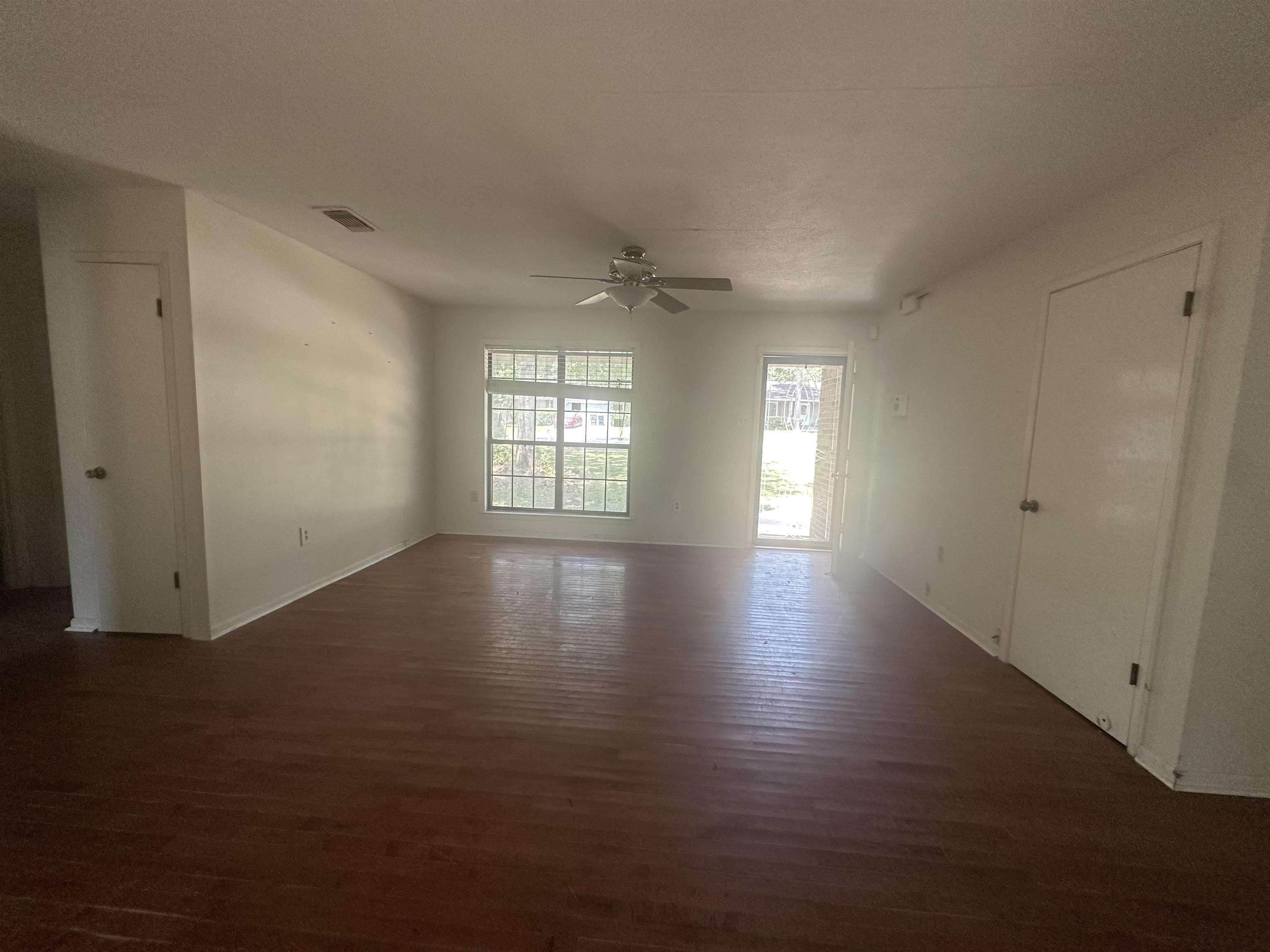 139 Michael Loop Daphne, AL 36526 - Photo 3 of 7