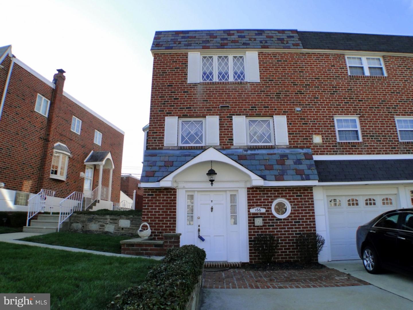 166 Ridgefield Road Philadelphia, PA 19154 - Photo 2 of 24
