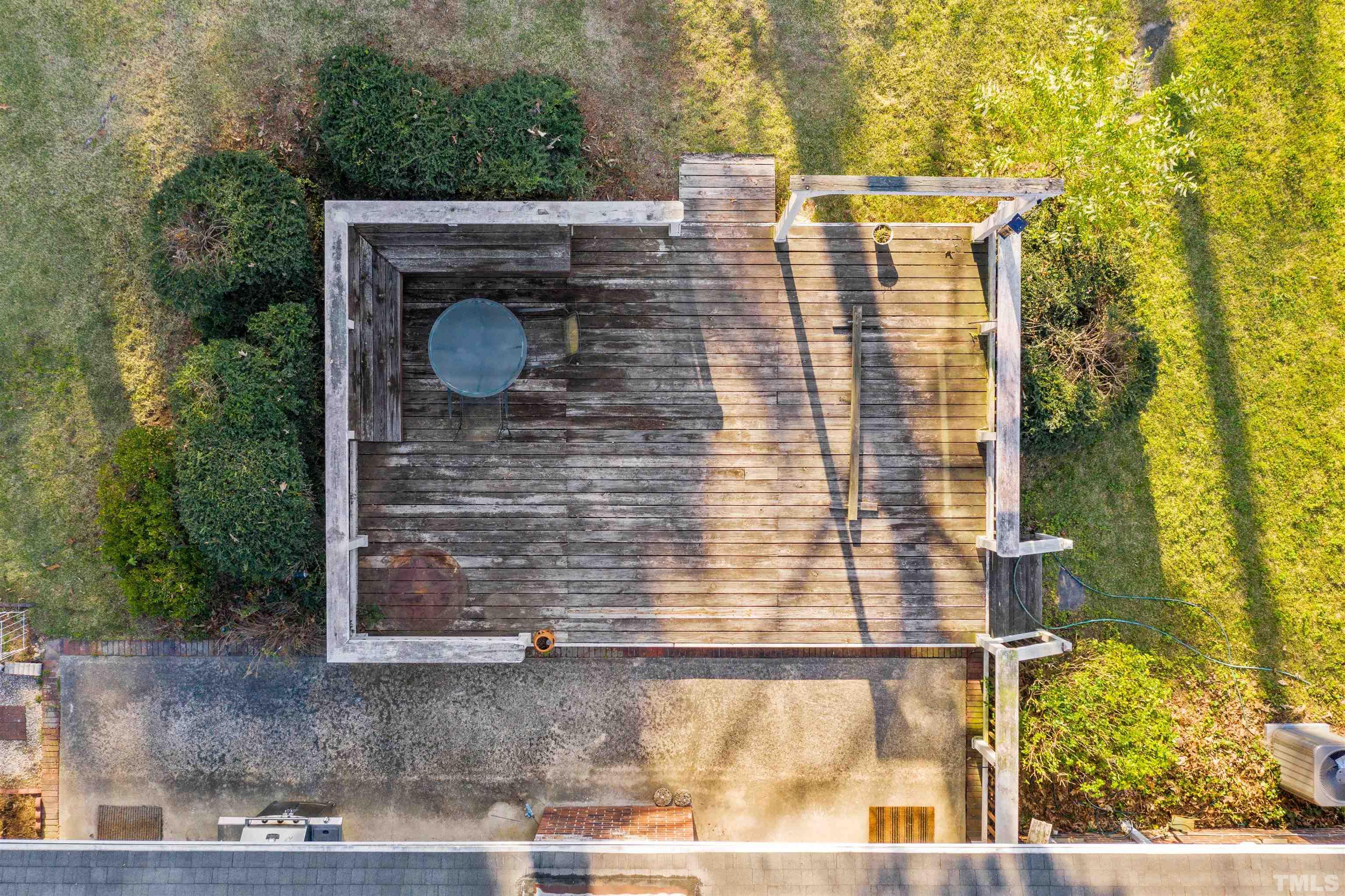 6000 Buffaloe Road Raleigh, NC 27616 - Photo 11 of 36 a brick building with a window in the background