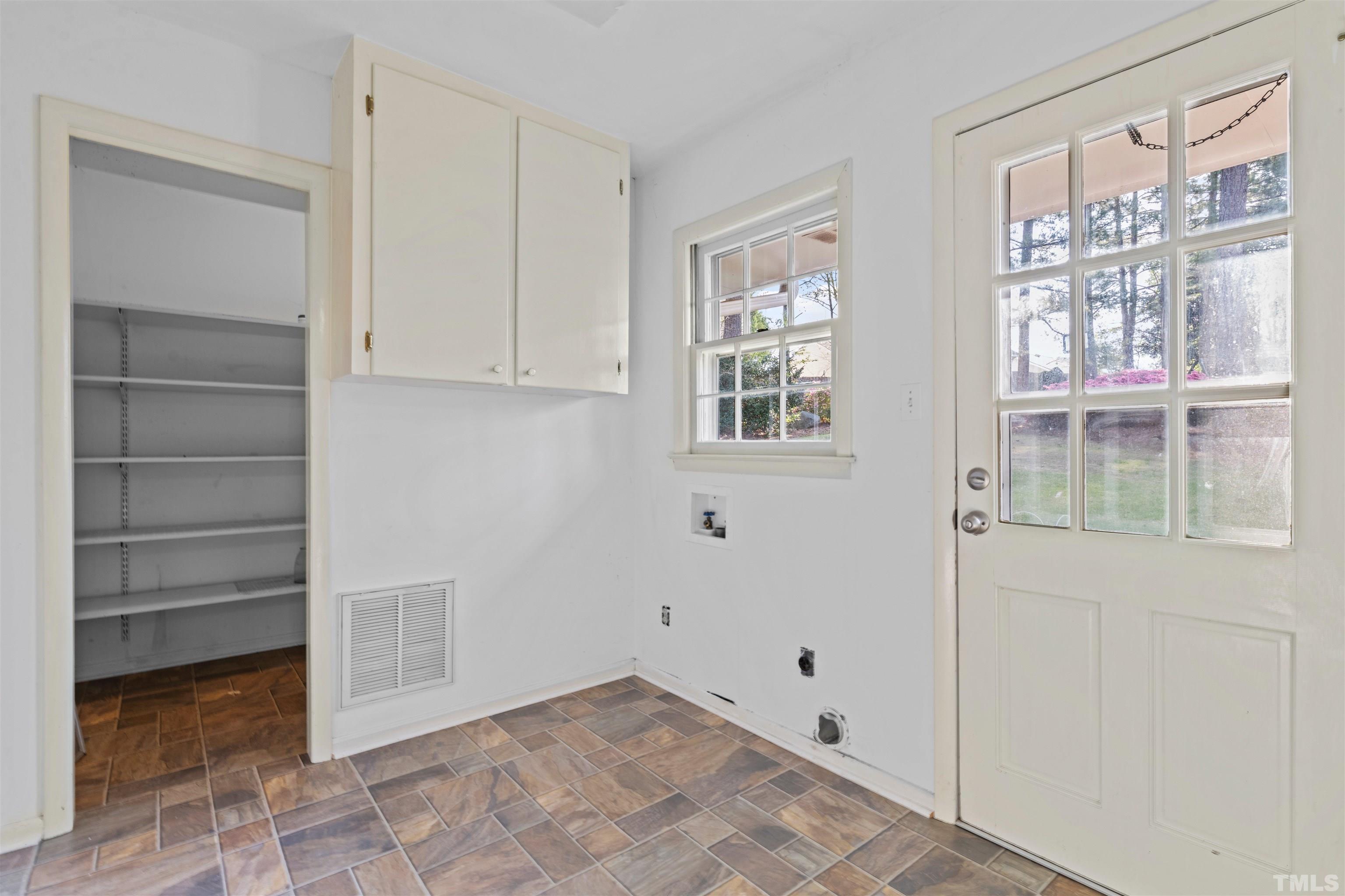 6000 Buffaloe Road Raleigh, NC 27616 - Photo 23 of 36 a view of an empty room with a window