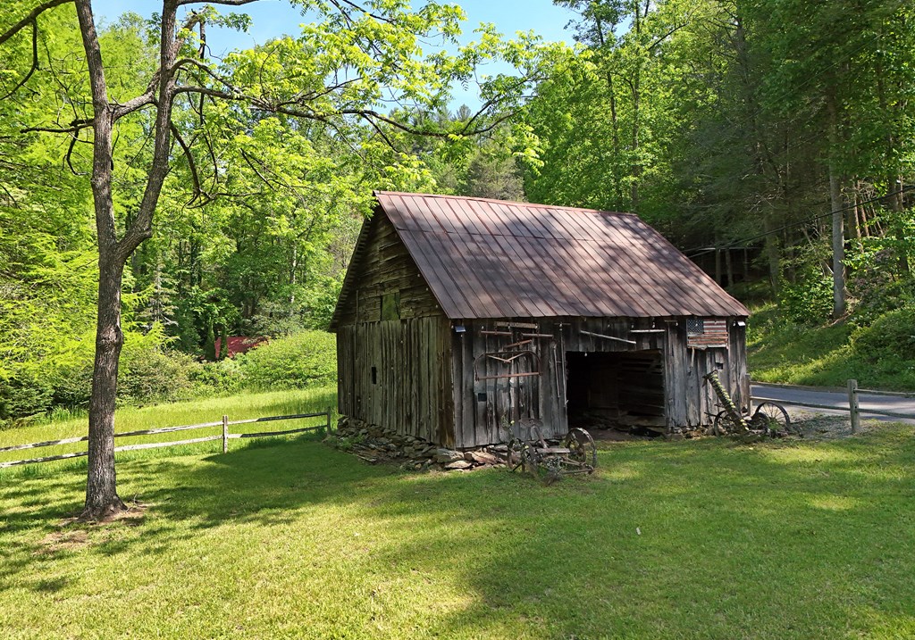 13111 Big Creek Road Cherry Log, GA 30522 - Photo 15 of 54