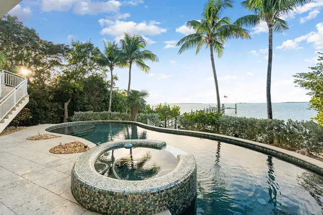 $9,950,000 | 104 Coastal Drive, Key Largo, FL 33037