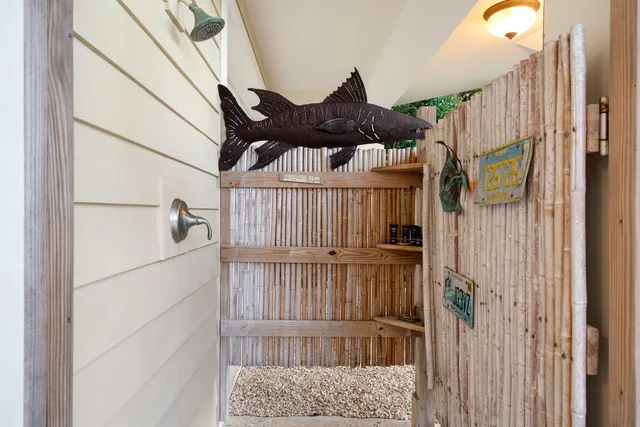 $9,950,000 | 104 Coastal Drive, Key Largo, FL 33037