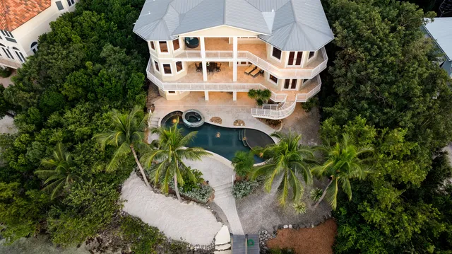 $9,950,000 | 104 Coastal Drive, Key Largo, FL 33037