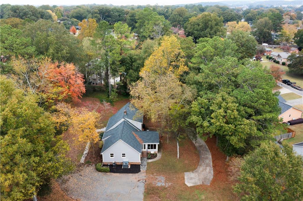 12 Allison Circle Cartersville, GA 30120 - Photo 35 of 35 an aerial view of a house with a yard