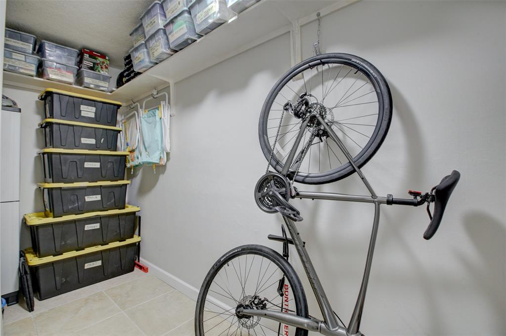 999 North Riverside Drive, Unit 10 Pompano Beach, FL 33062 - Photo 12 of 14 a view of a livingroom with furniture