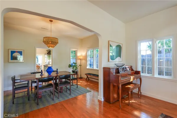 $1,998,000 | 371 East Claremont Street, Pasadena, CA 91104