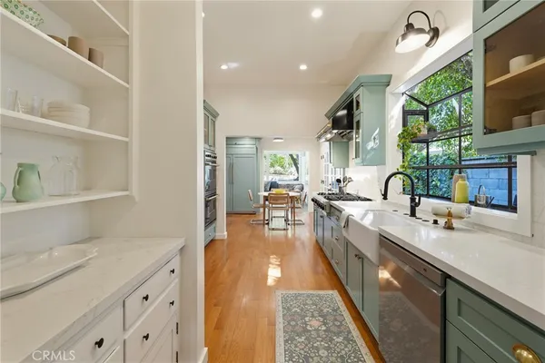 $1,998,000 | 371 East Claremont Street, Pasadena, CA 91104