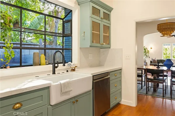 $1,998,000 | 371 East Claremont Street, Pasadena, CA 91104