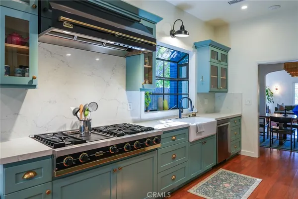 $1,998,000 | 371 East Claremont Street, Pasadena, CA 91104