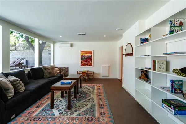 $1,998,000 | 371 East Claremont Street, Pasadena, CA 91104