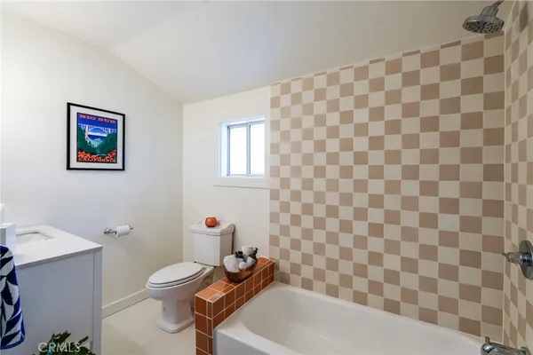 $1,998,000 | 371 East Claremont Street, Pasadena, CA 91104