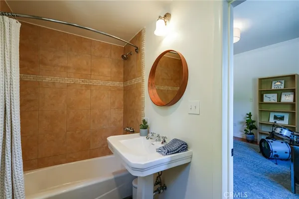 $1,998,000 | 371 East Claremont Street, Pasadena, CA 91104