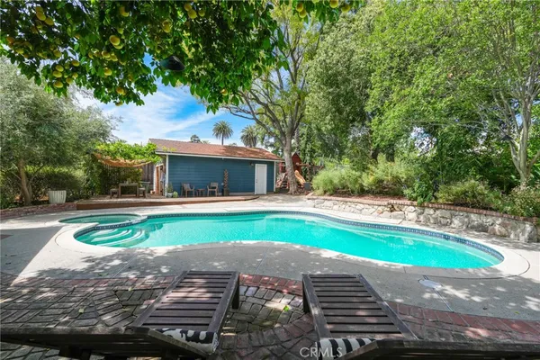 $1,998,000 | 371 East Claremont Street, Pasadena, CA 91104