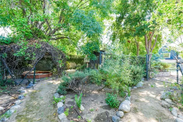 $1,998,000 | 371 East Claremont Street, Pasadena, CA 91104