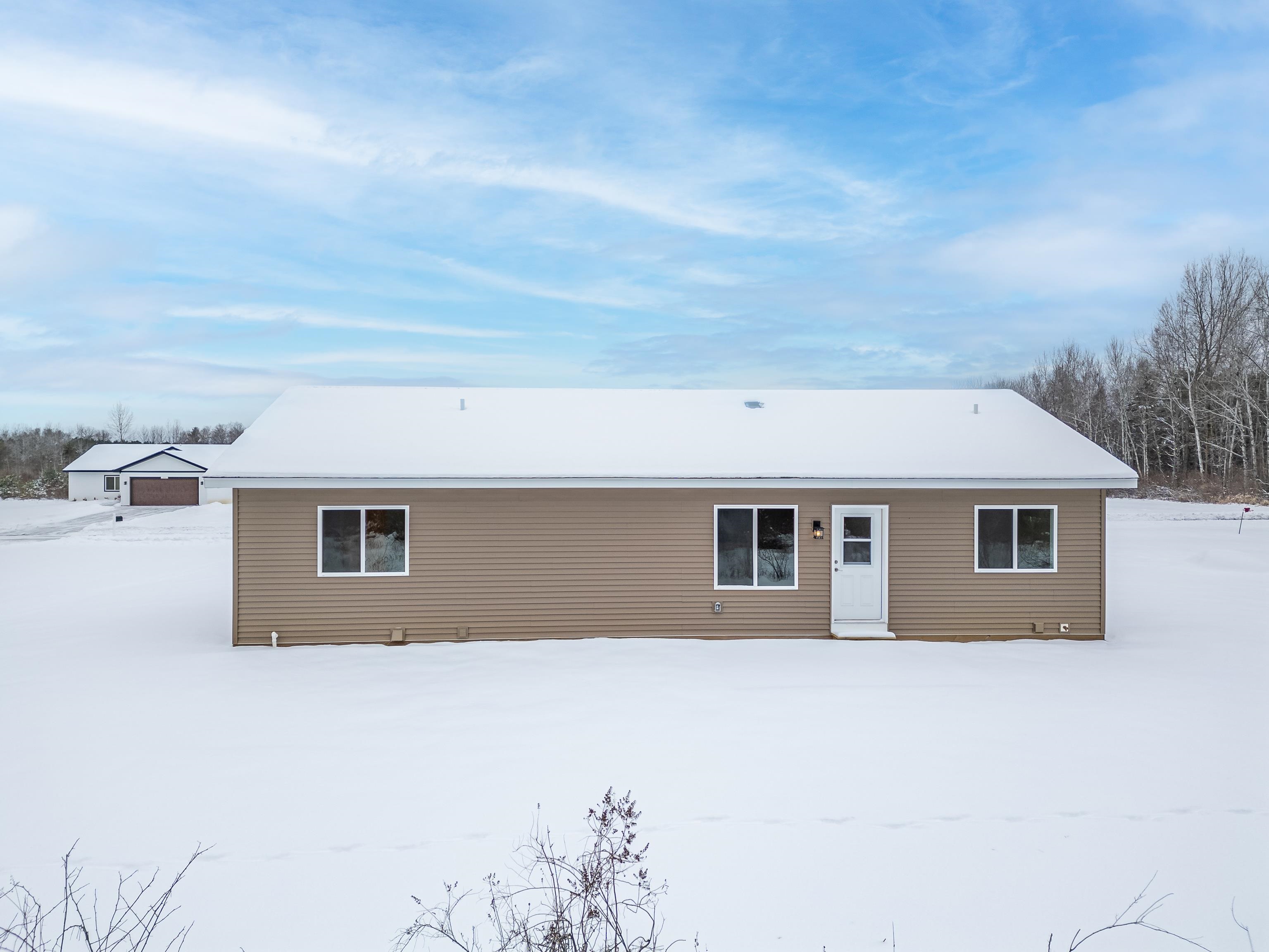 1208 Pheasant Run Gladwin, MI 48624 - Photo 9 of 42