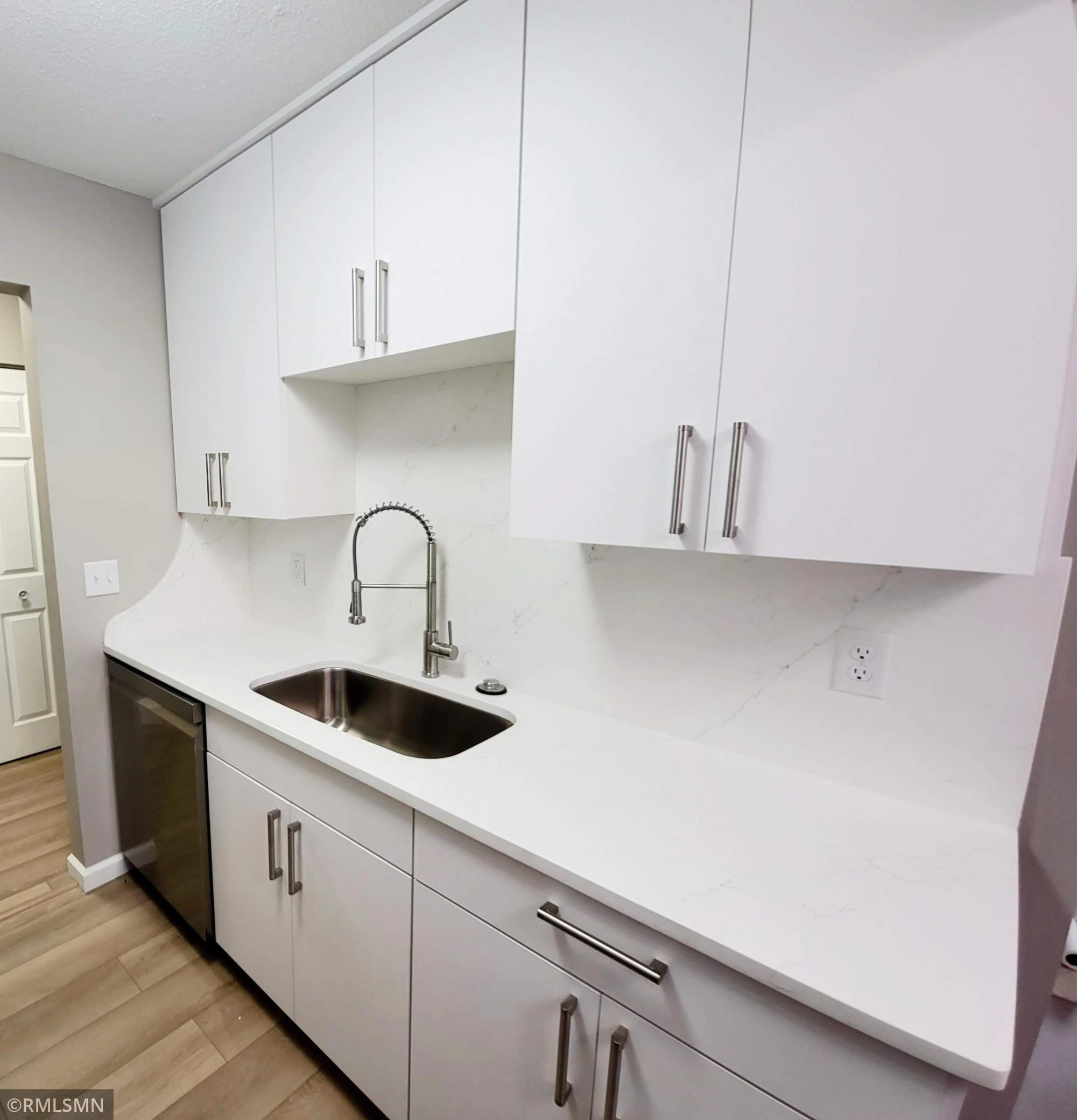 183 Little Canada Road East, Unit 314 Little Canada, MN 55117 - Photo 10 of 37