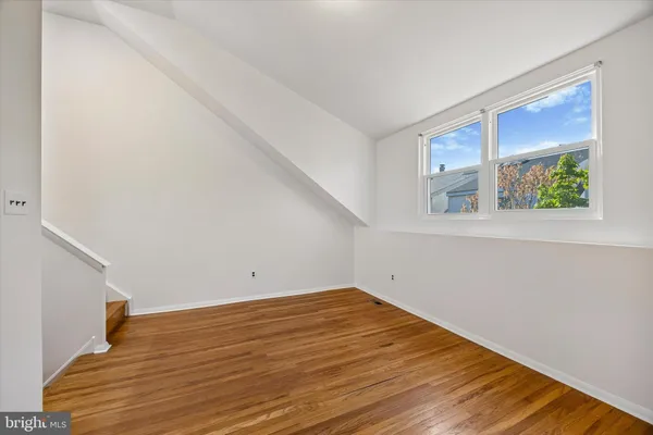 $3,500 | 517 South Randolph Court, Unit B, Philadelphia, PA 19147