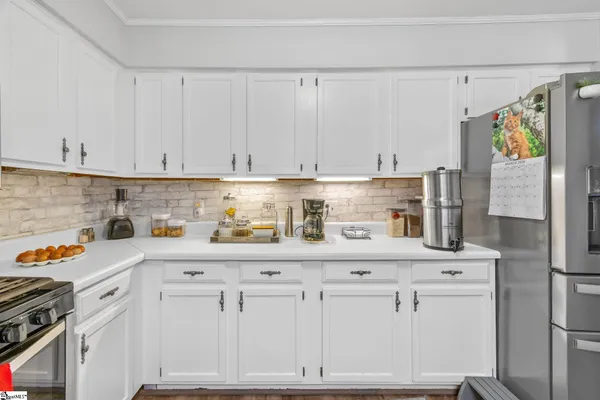 $267,700 | 1001 Cobbs Glen Drive, Anderson, SC 29621