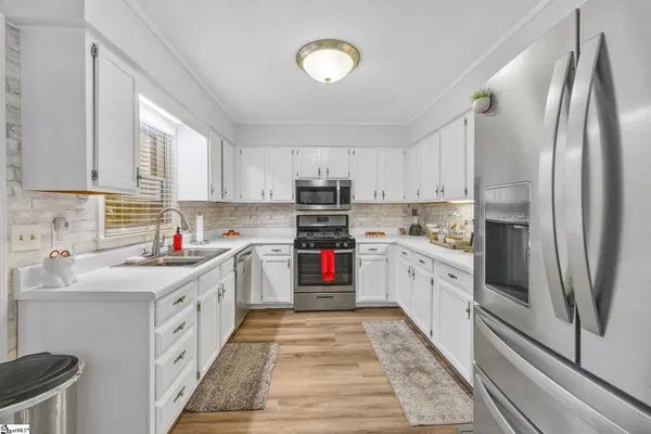 $267,700 | 1001 Cobbs Glen Drive, Anderson, SC 29621