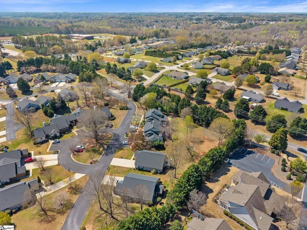 $267,700 | 1001 Cobbs Glen Drive, Anderson, SC 29621