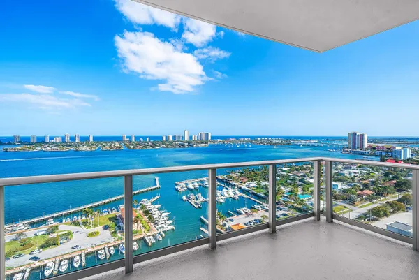 $2,595,000 | 220 Lake Shore Drive, Unit 2202, Lake Park, FL 33403