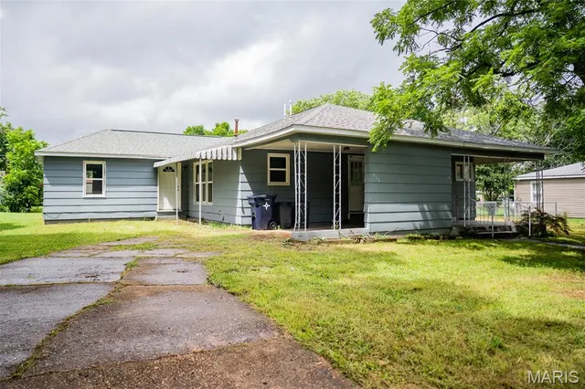 $105,000 | 917 West 2nd Street, West Plains, MO 65775