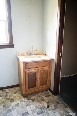 $105,000 | 917 West 2nd Street, West Plains, MO 65775