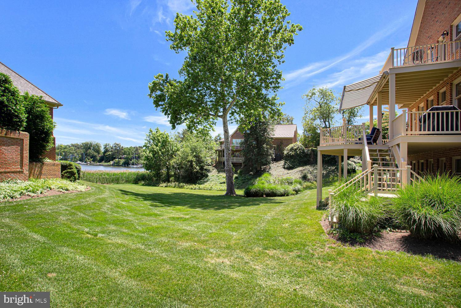 980 South River Landing Road Edgewater, MD 21037 - Photo 55 of 76 Lush Lawn