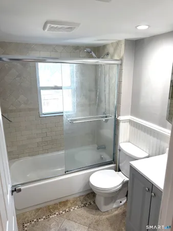 $3,800 | 1584 Madison Avenue, Bridgeport, CT 06606