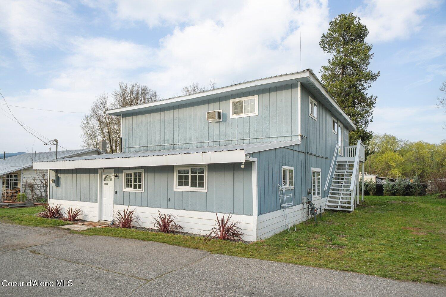 11102 N 4th St-002