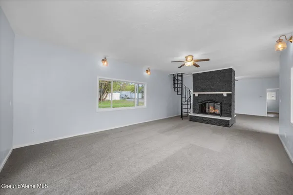 $499,000 | 11102 North 4th Street, Hauser, ID 83854
